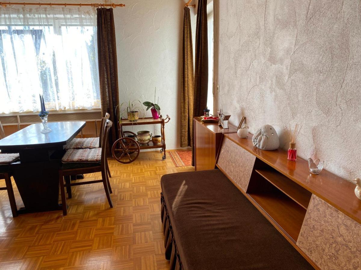 / Apartment *