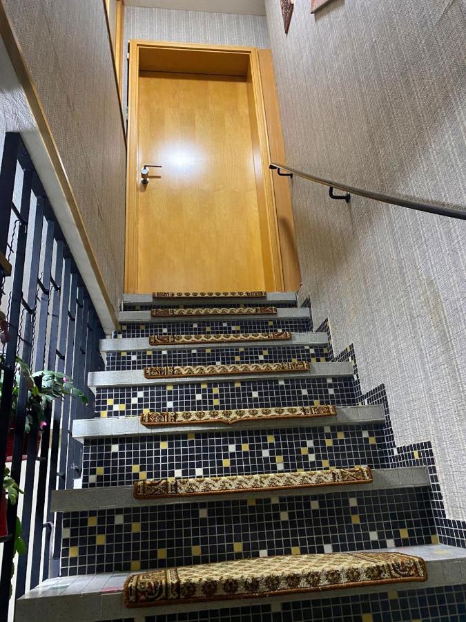 Apartment / *